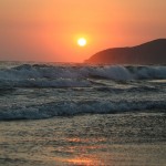 800px-Acapulco_sunset_summer